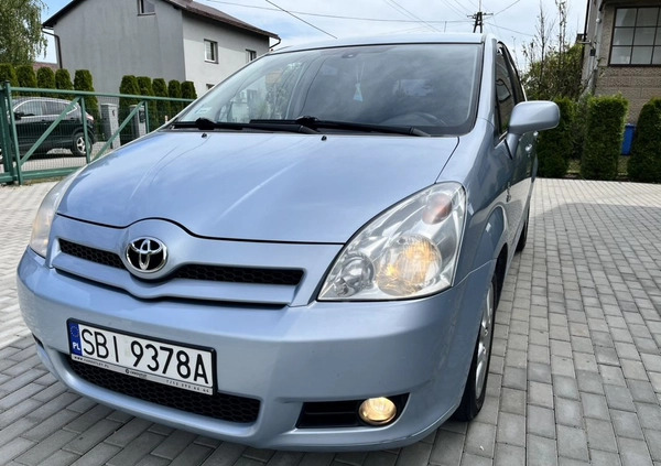 Toyota Corolla Verso cena 15333 przebieg: 326158, rok produkcji 2004 z Biała małe 529